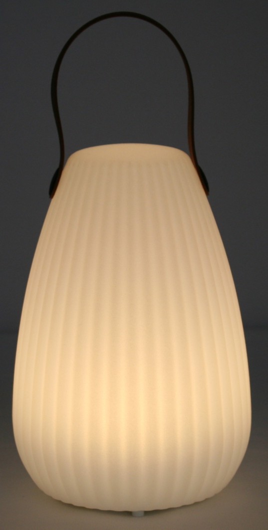 LED-Tischleuchte mit 8 verschiedene Lichtfarben zu vermieten – Bild 2