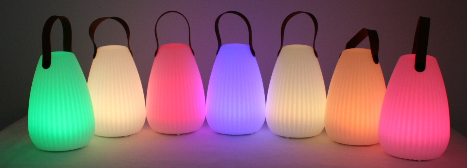 LED-Tischleuchte mit 8 verschiedene Lichtfarben zu vermieten – Bild 7